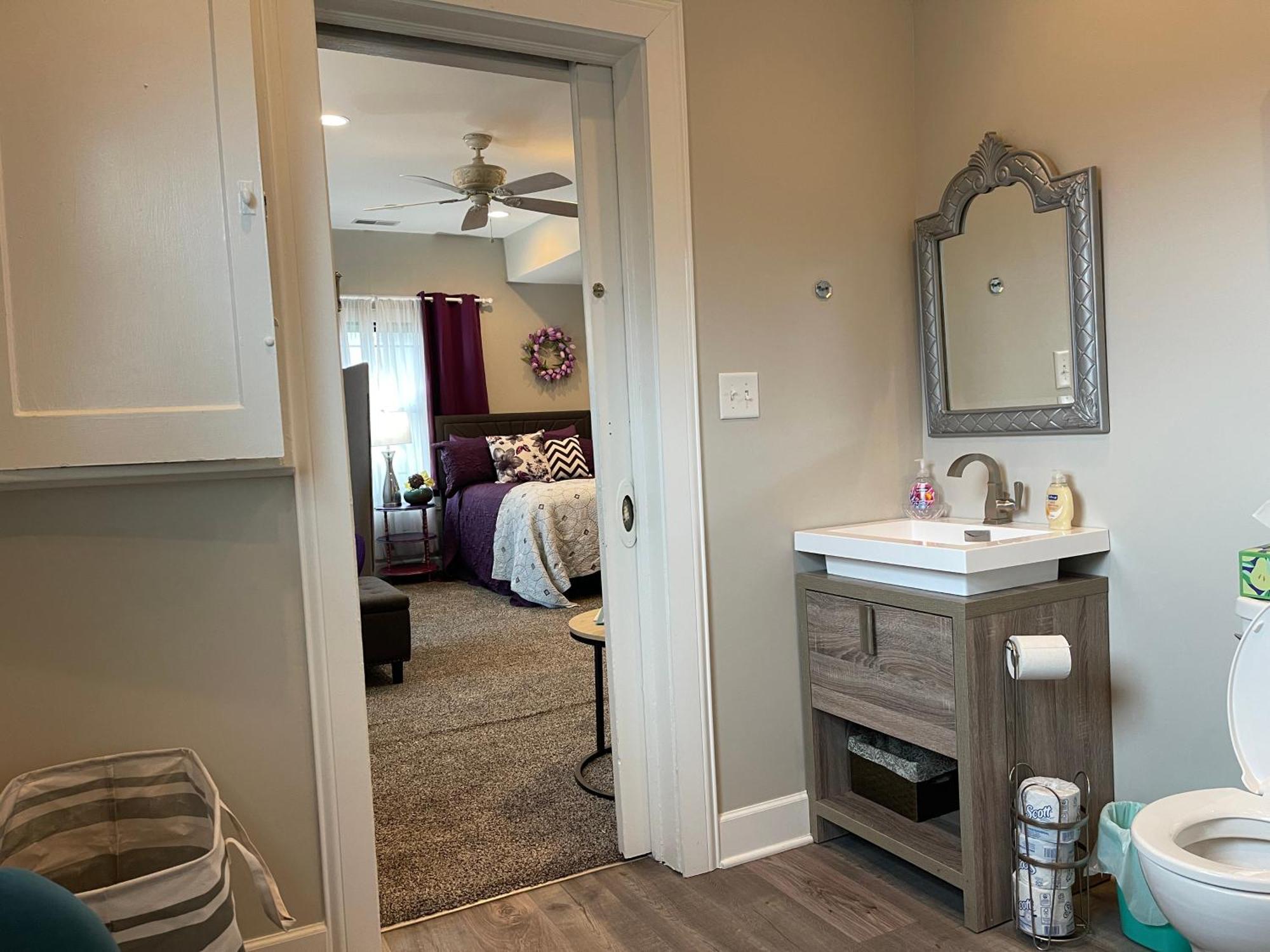 Vip Suites For Business Women, Nurses, College Moms Traveling To Indianapolis Exterior foto