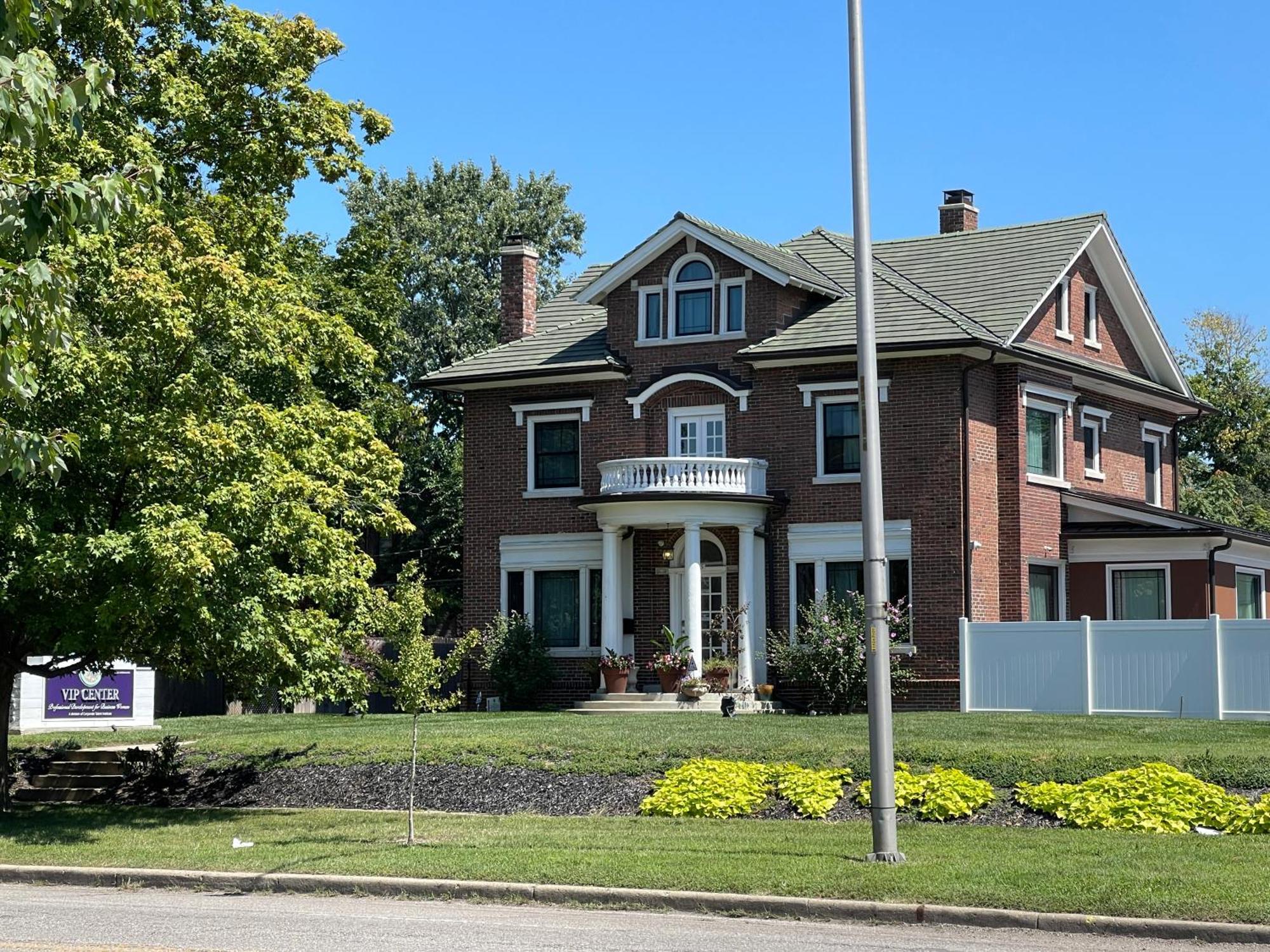 Vip Suites For Business Women, Nurses, College Moms Traveling To Indianapolis Exterior foto